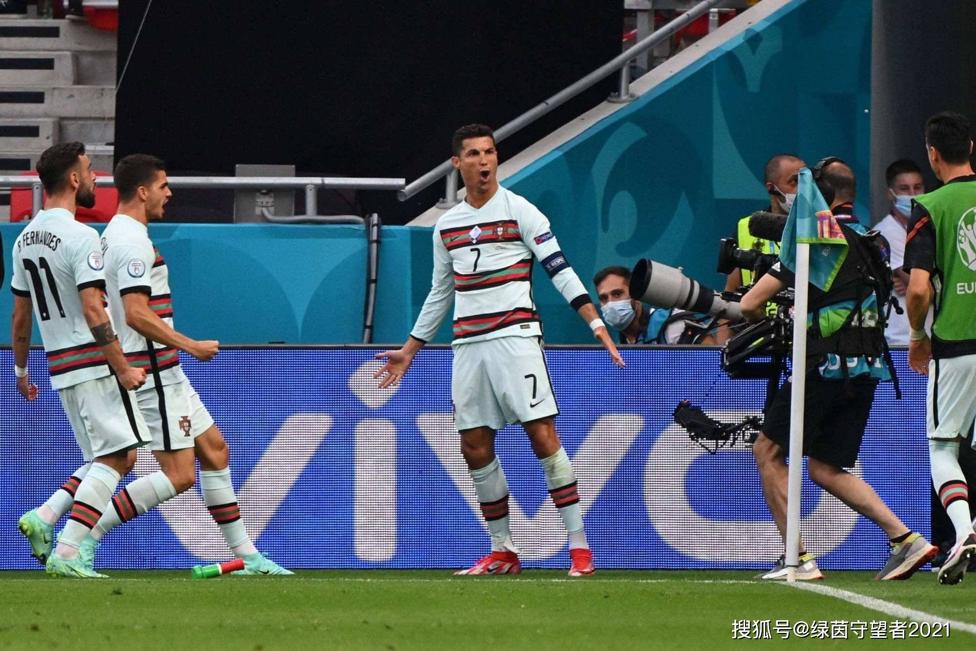 雷速体育入口-尤文碾压曼联，厄德高爆发神勇