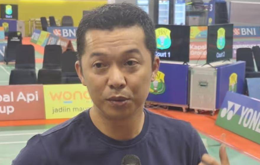 雷速体育官网-中国羽毛球队力克英格兰羽毛球队，陶菲克送出助攻