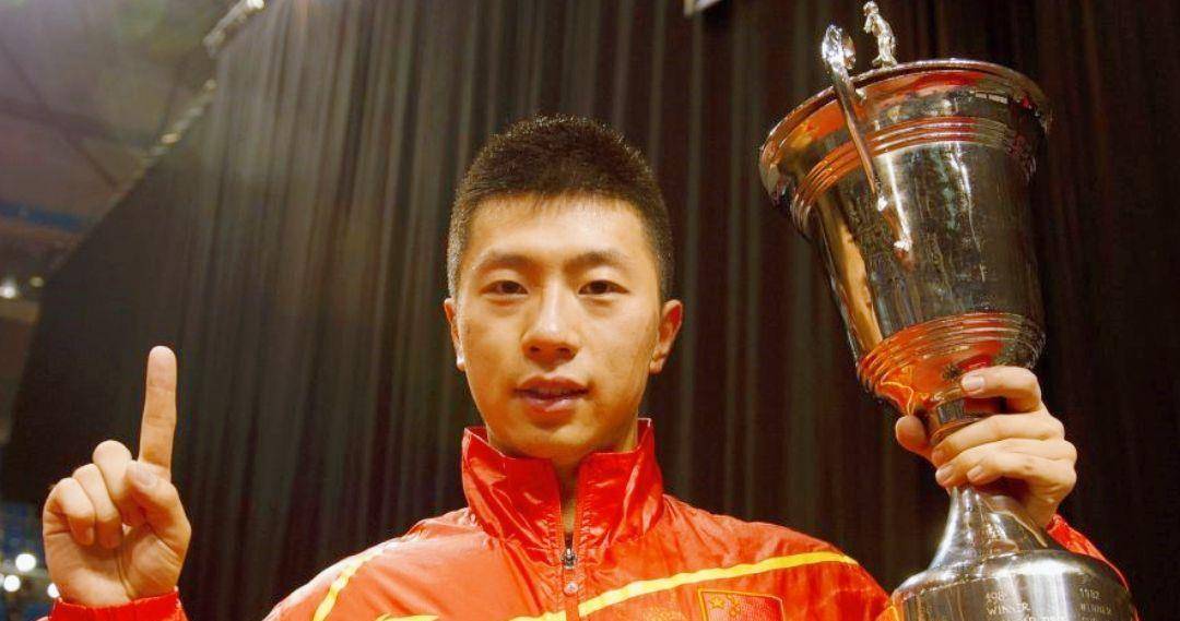 中国队轻取韩国队，马龙刷新纪录