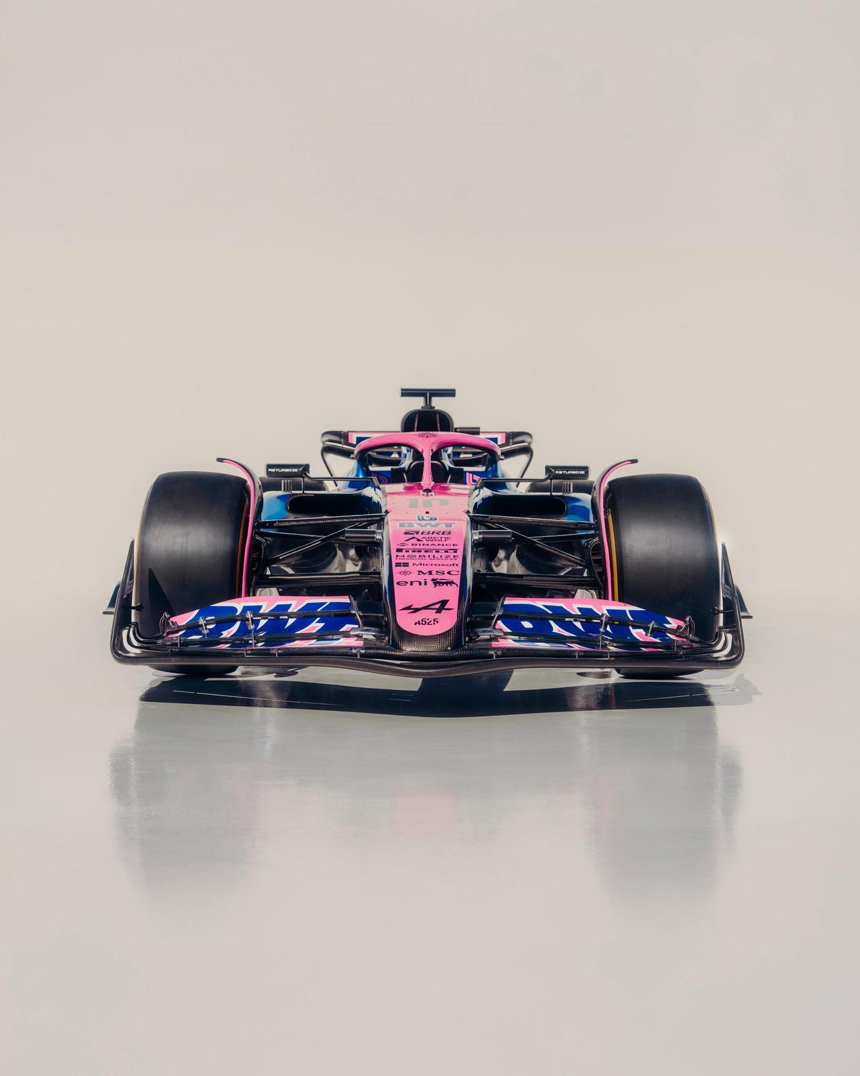 红牛二队险胜哈斯车队,汉密尔顿关键制胜 红牛二队险胜哈斯车队,汉密尔顿关键制胜