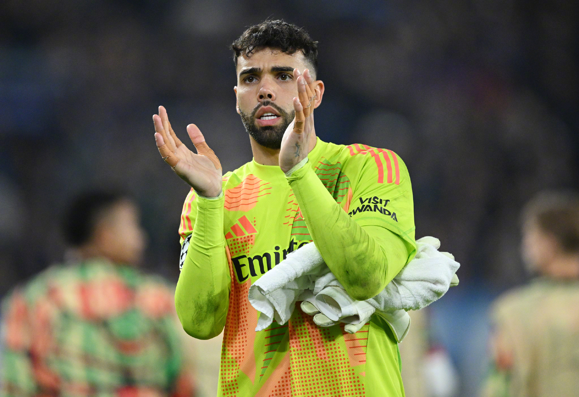 雷速APP-克鲁塞罗辛助球队夺冠，赢得精彩比赛